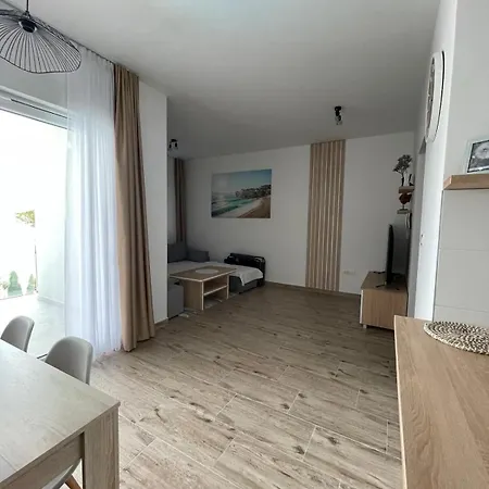 Apartment Seaesta - Nika Trogir